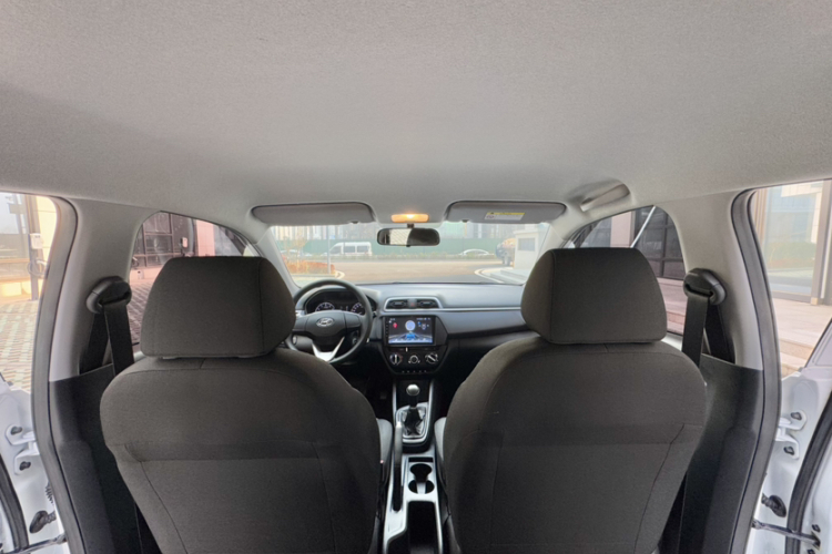 现代 瑞纳 2020款 1.4L 手动GL焕新版局部细节22