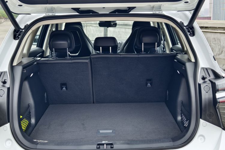 红旗HS3 PHEV 2024款 PHEV 115km 劲为版局部细节23