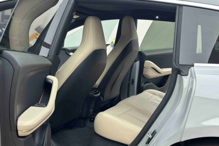 蔚来ET5T 2024款 75kWh Touring中控内饰7013