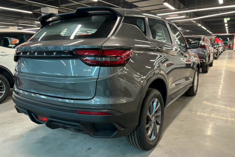 吉利汽车 缤越 2025款 1.5L CVT超能版车身外观6004