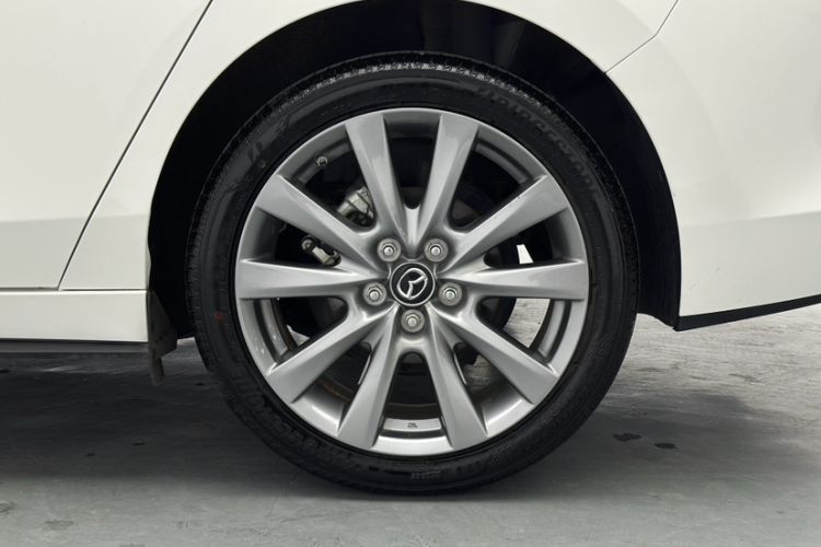 马自达3 昂克赛拉 2023款 2.0L 自动质臻版车身外观6007