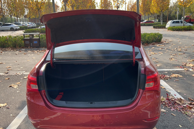 别克 英朗 2016款 15N 自动精英型局部细节23