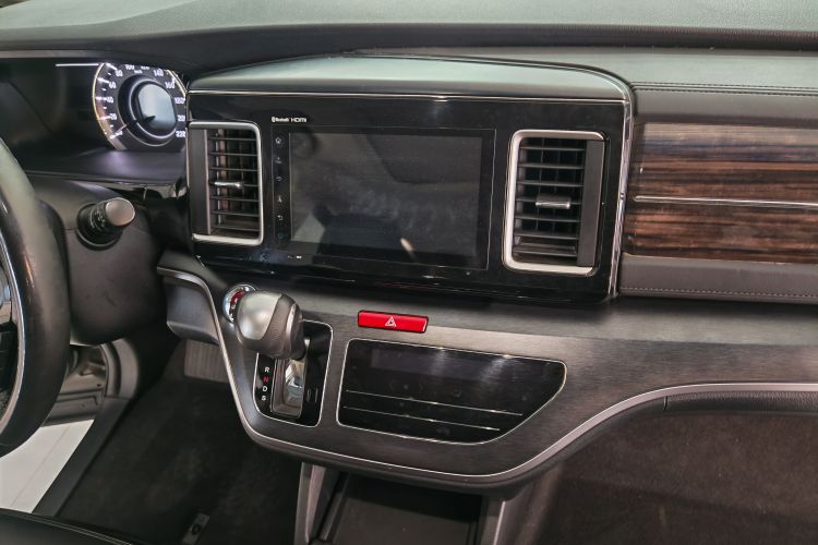 本田 艾力绅 2016款 2.4L 豪华版中控内饰7006