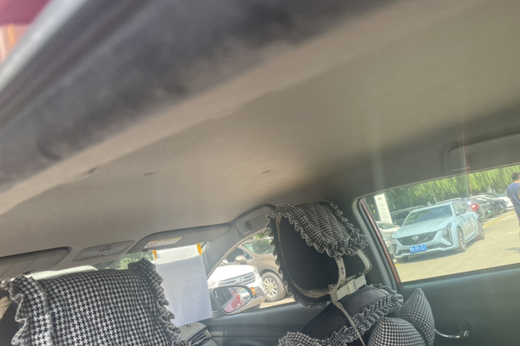 丰田 YARiS L 致炫 2015款 1.5E 自动魅动版车身外观6006