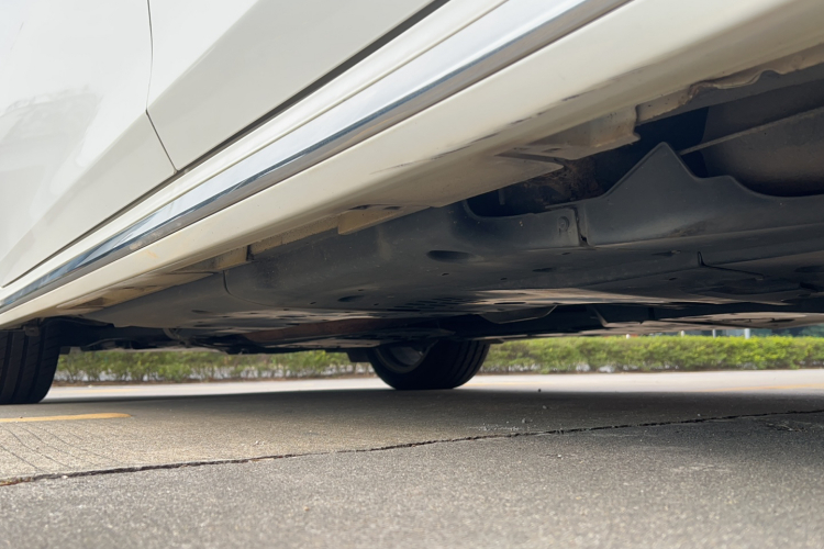 丰田 皇冠 2018款 2.0T 运动版局部细节9002