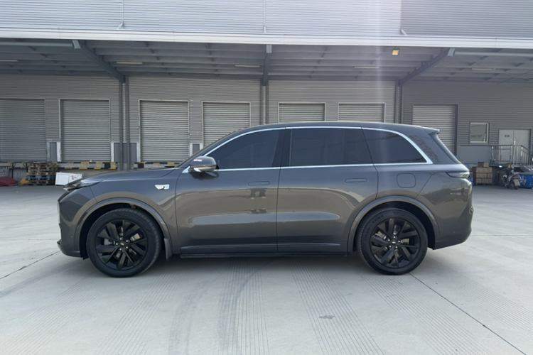 理想汽车 理想L8 2023款 Pro车身外观6004