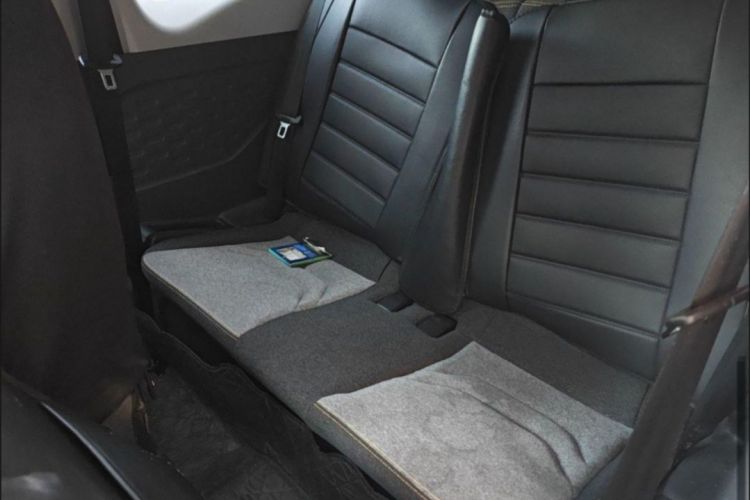 奇瑞新能源 QQ冰淇淋 2022款 170km 圣代 磷酸铁锂中控内饰7004