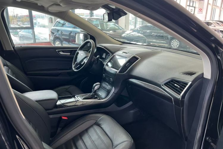 福特 锐界 2018款 EcoBoost 245 两驱豪锐型 7座 国V中控内饰7003