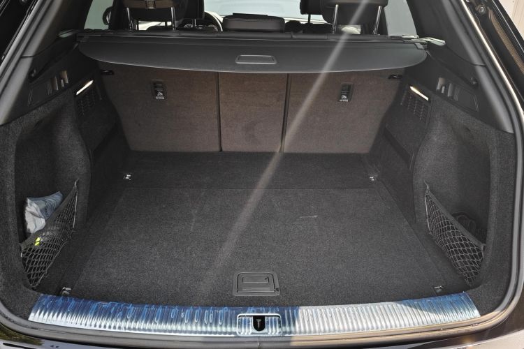 奥迪Q5L 2024款 45 TFSI 豪华动感型中控内饰7005