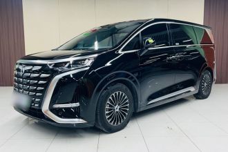 腾势D9 2022款 DM-i 970 四驱旗舰型