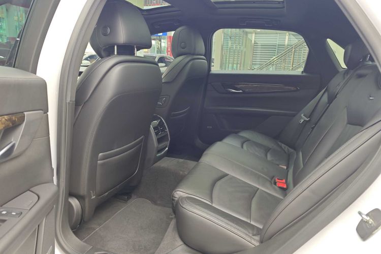 凯迪拉克CT6 2017款 28T 豪华型车身外观6010