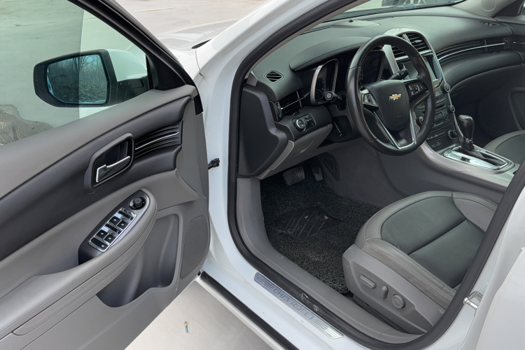 雪佛兰 迈锐宝 2014款 2.0L 自动豪华版中控内饰7002