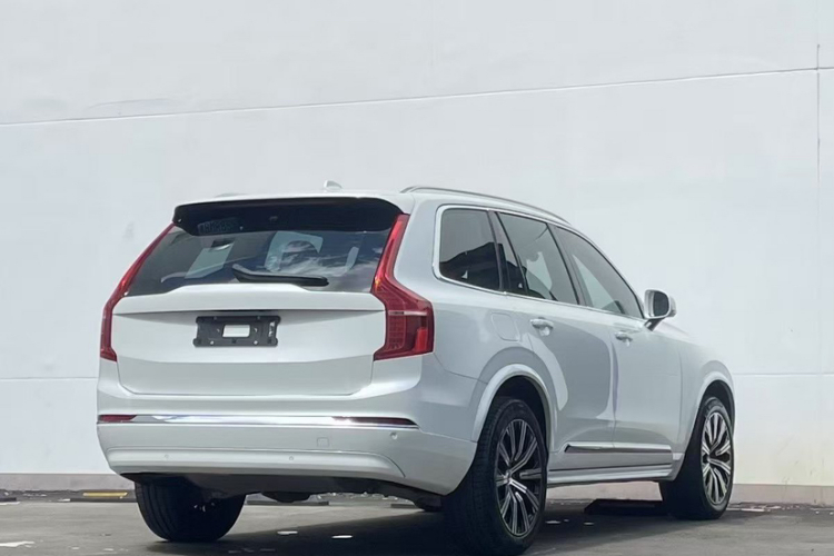 沃尔沃XC90 2023款 B5 智行豪华版 5座车身外观6005