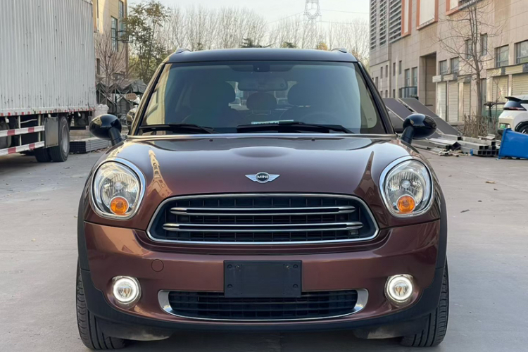 MINI Countryman 2014款 1.6L COOPER Fun车身外观6006
