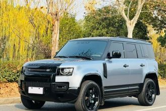 路虎卫士 2023款 改款 110 3.0T P400 X-DYNAMIC HSE