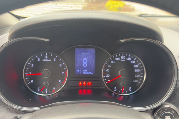 起亚K3 2015款 1.6L 自动GLS中控内饰15