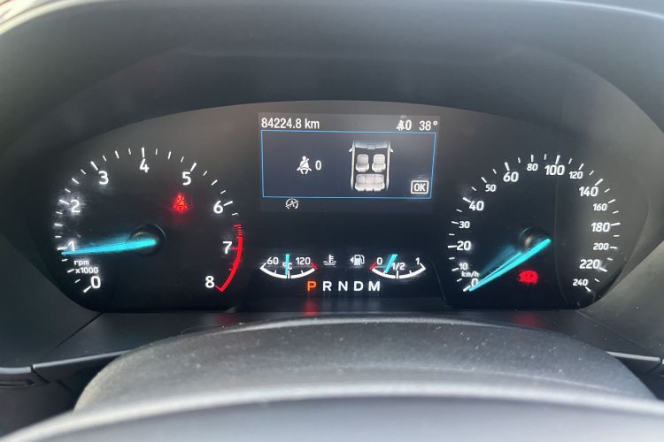 福特 福克斯 2019款 三厢 EcoBoost 180 自动ST Line中控内饰15