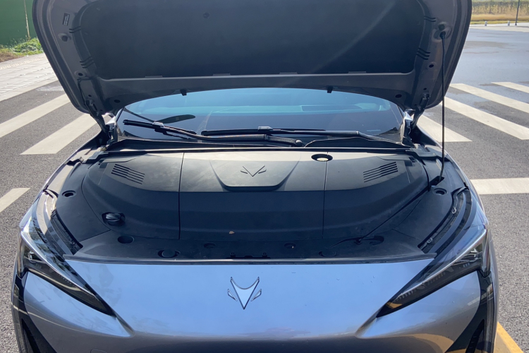 ARCFOX极狐 极狐 阿尔法S5 2024款 708MAX 200kW局部细节24