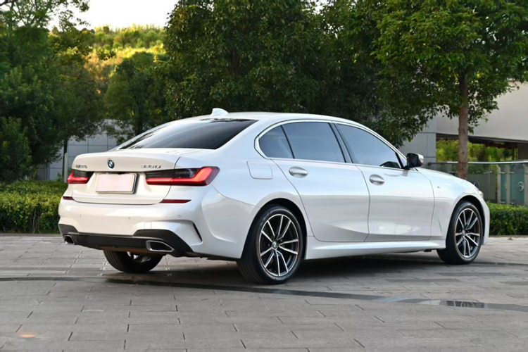 宝马3系 2022款 325Li M运动套装车身外观6006