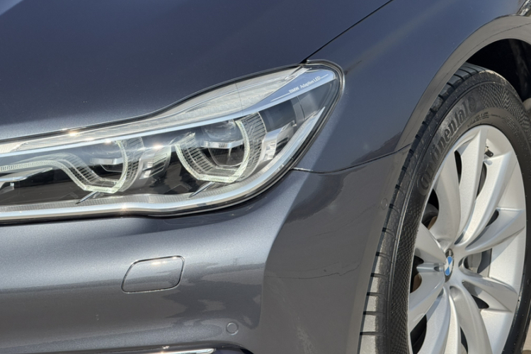 宝马7系 2016款 730Li 豪华型车身外观6006