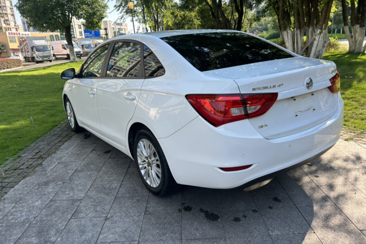 别克 英朗 2016款 15N 自动精英型车身外观6006