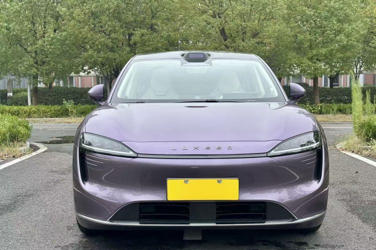 鸿蒙智行 智界R7 2024款 纯电 667km Max车身外观6004