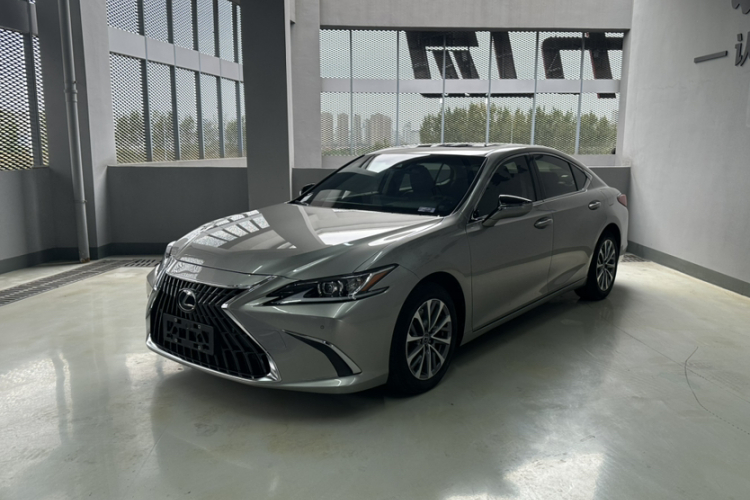 雷克萨斯ES 2022款 200 卓越版车身外观6003