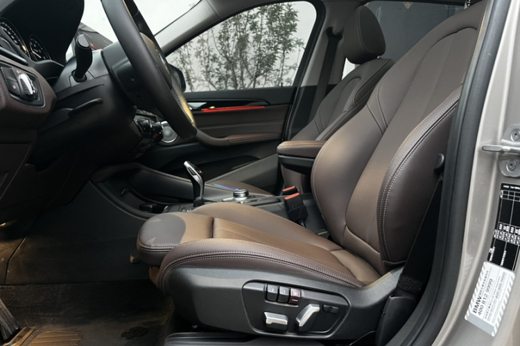 宝马X1 2022款 sDrive25Li 领先型局部细节19