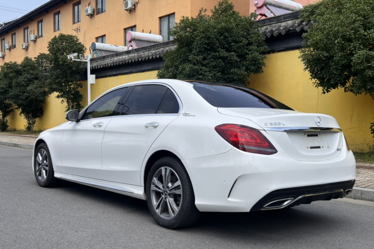 奔驰C级 2021款 C 200 L 时尚型运动版车身外观6006