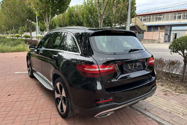 奔驰GLC 2018款 改款 GLC 300 4MATIC 动感型车身外观6005