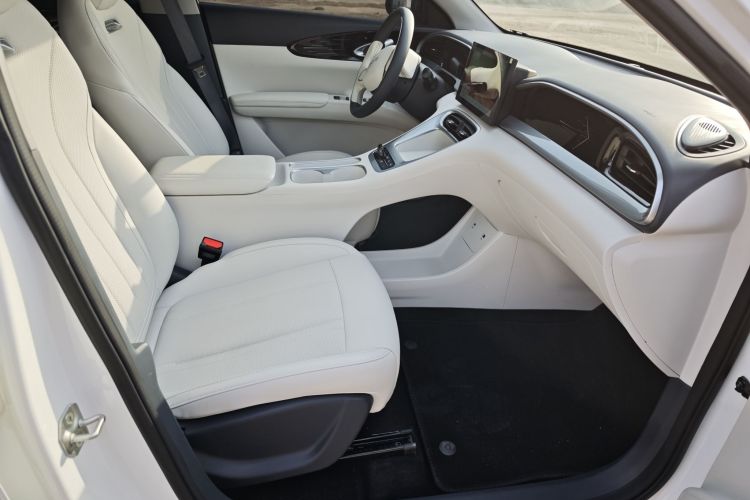 吉利银河 星愿 2025款 310km 青春版中控内饰7002