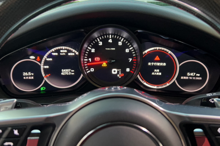 保时捷 2022款 Cayenne 3.0T 铂金版中控内饰15