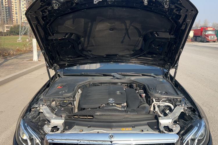 奔驰E级 2020款 改款 E 300 L 时尚型局部细节24