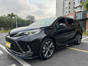 丰田 格瑞维亚 2022款 2.5L混动 旗舰版