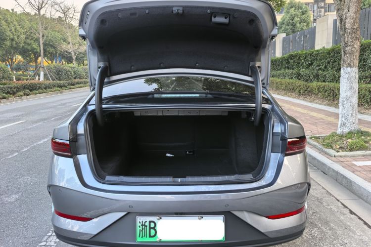 比亚迪 秦PLUS 2025款 DM-i 智驾版 55KM领先型中控内饰7007