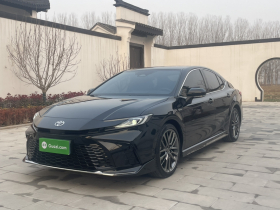 丰田 凯美瑞 2024款 双擎 2.0HXS 运动Plus版