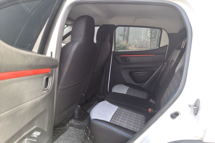 东风纳米EX1 2022款 PRO 悦享型中控内饰7001