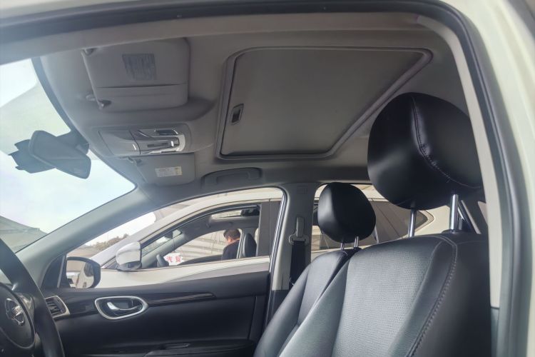 日产 轩逸 2021款 经典 1.6XL CVT豪华版局部细节22