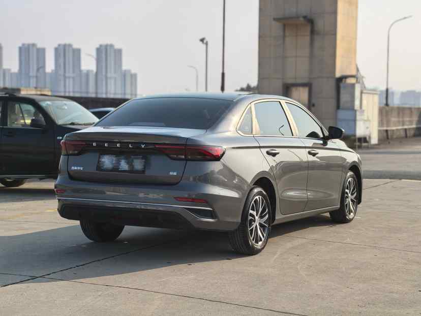 吉利汽车 帝豪 2023款 第4代冠军版 1.5L CVT豪华型(5)