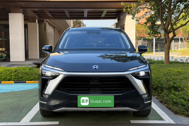 蔚来ES8 2020款 415KM 签名版 六座版车身外观6002