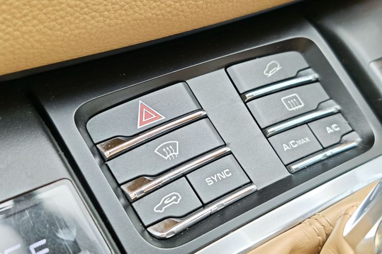 保时捷 2014款 Macan 2.0T局部细节9003