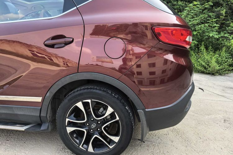 东南DX7 2015款 1.5T 手动尊贵型车身外观6010