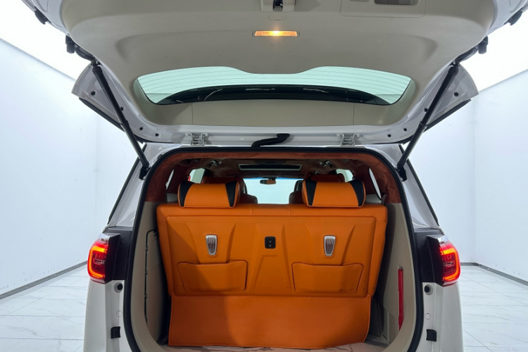 别克GL8 2023款 ES陆尊 舒适型中控内饰7013