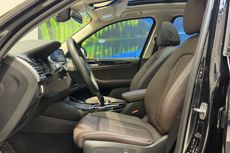 宝马X3 2019款 xDrive25i M运动套装中控内饰7008