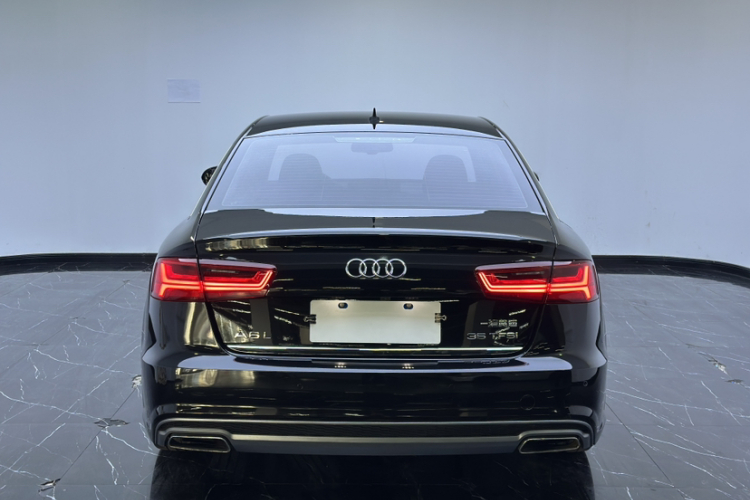 奥迪A6L 2018款 30周年年型 35 TFSI 时尚型车身外观6004