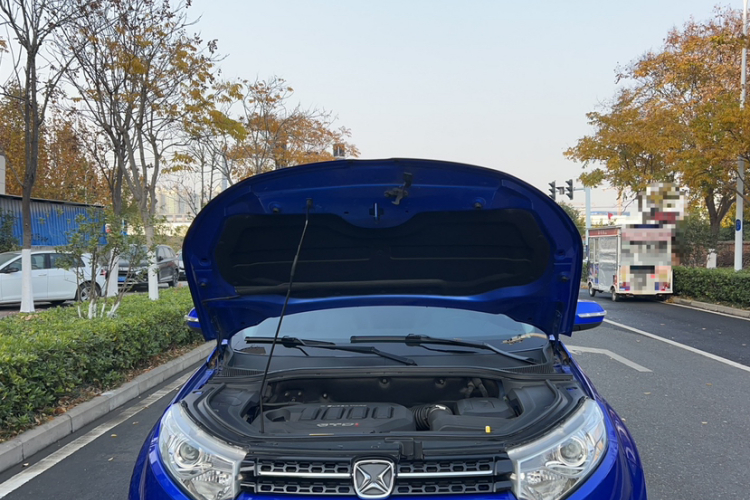 江铃 驭胜S330 2016款 1.5L GTDi 自动两驱尊贵版局部细节24