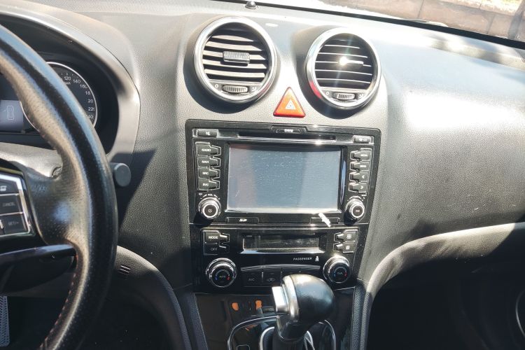 哈弗H6 2016款 升级版 1.5T 自动两驱精英型中控内饰7004