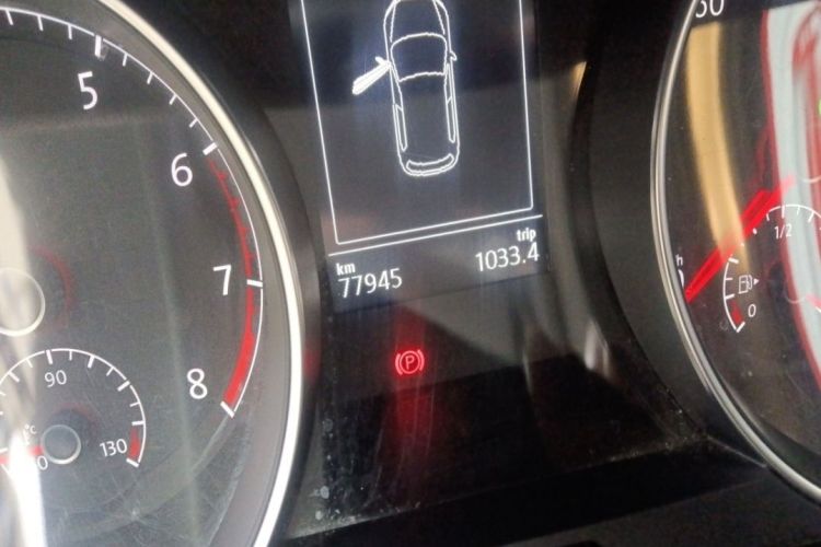 大众 高尔夫 2018款  230TSI 自动豪华型中控内饰15