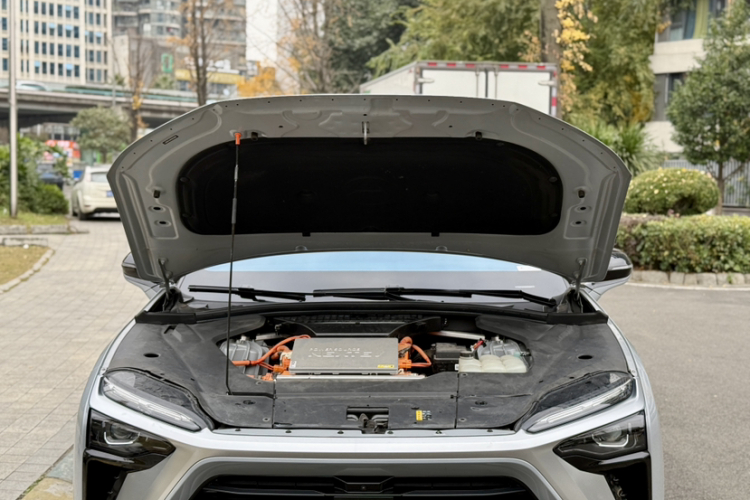 蔚来ES8 2022款 100kWh 六座版局部细节24