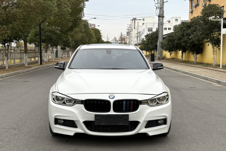 宝马3系 2018款 320i M运动套装车身外观6006